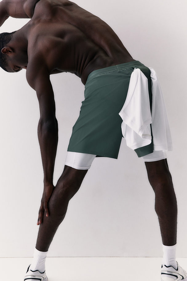 H&M DryMove ™ 2-in-1 Sportshorts