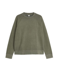 Active Garment-dyed Sweatshirt Khaki Green