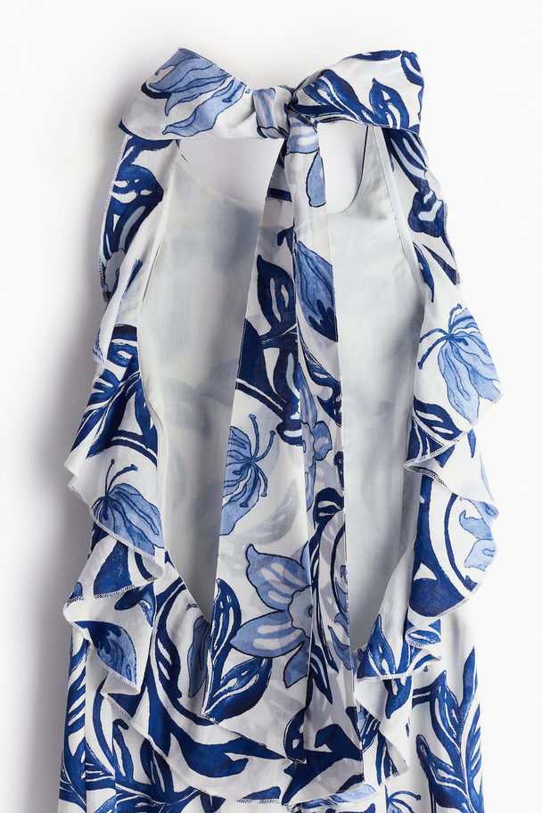 H&M Neckholder-Kleid mit Volantbesatz Weiß/Blau geblümt