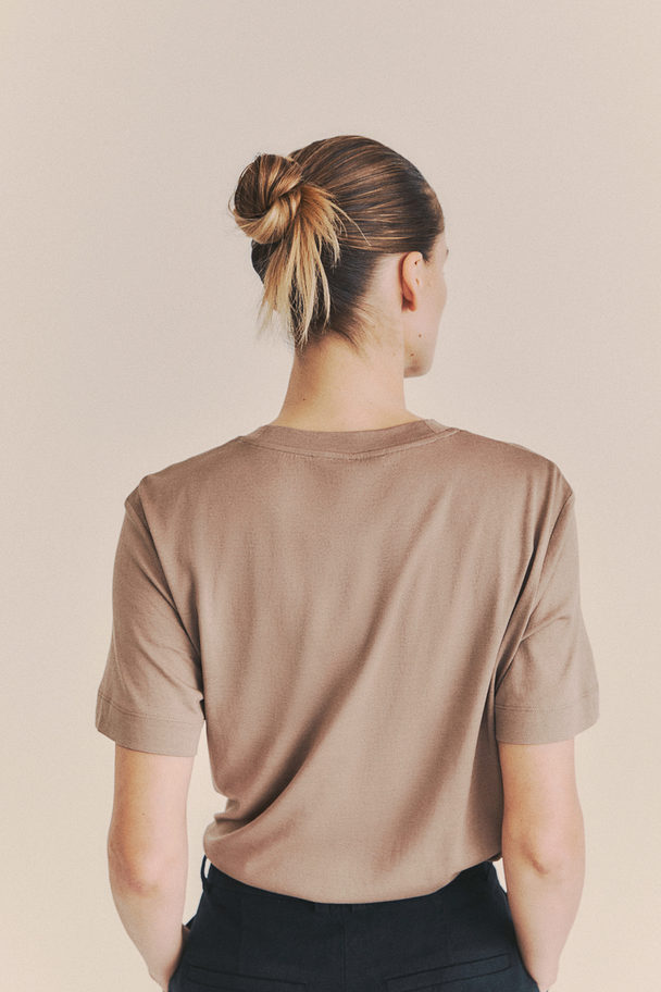 H&M T-Shirt aus Seidenmix Taupe