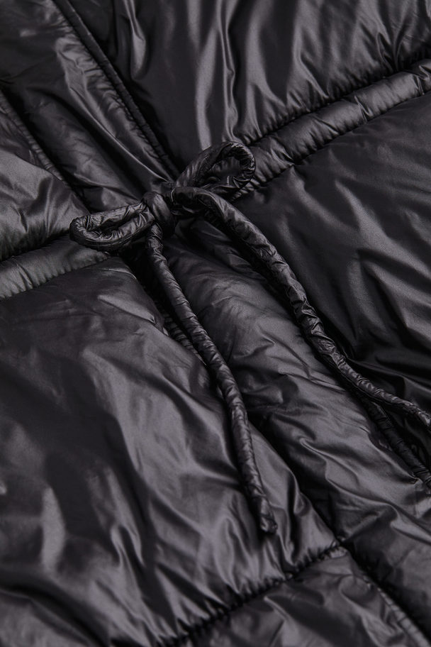H&M Puffer Jacket mit Tunnelzug Schwarz