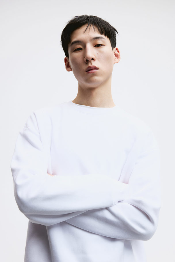 H&M Sweatshirt in Loose Fit Weiß