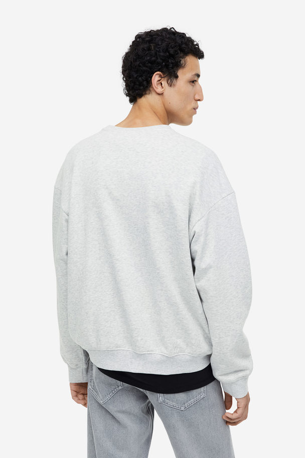 H&M Sweatshirt in Loose Fit Hellgraumeliert