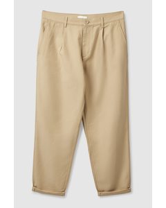 Relaxed-fit Tapered Chinos Beige
