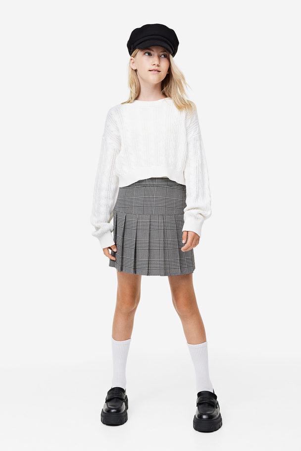 H&M Pleated Skirt Black/dogtooth-patterned