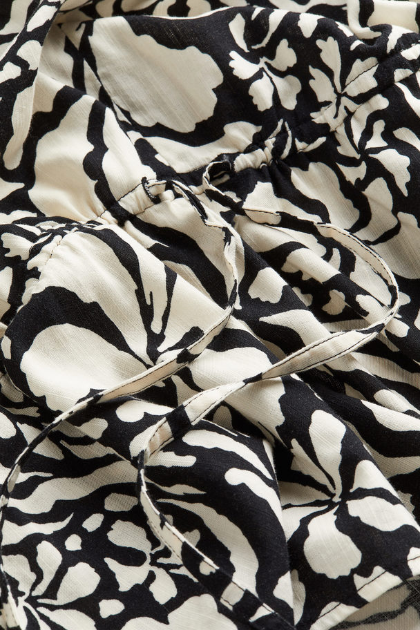 H&M Frill-trimmed Blouse Black/white Patterned