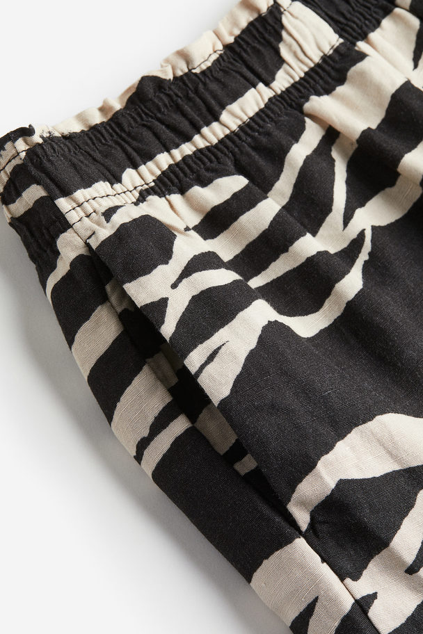 H&M Linen-blend Pull-on Shorts Light Beige/zebra Print