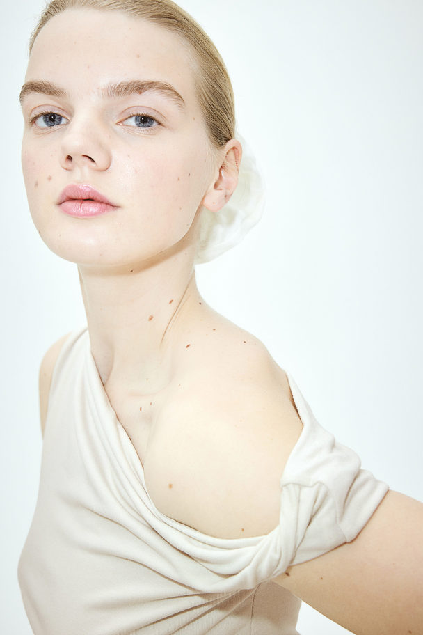 H&M One Shoulder-top Med Snoet Detalje Lys Beige