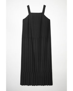 Pleated Dress Black
