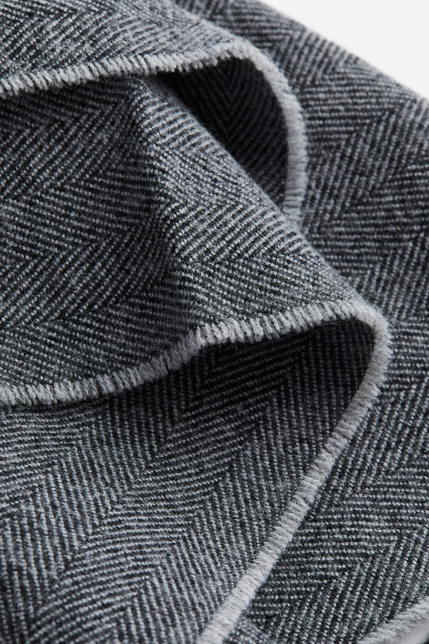 H&M Patterned Scarf Grey/herringbone-patterned
