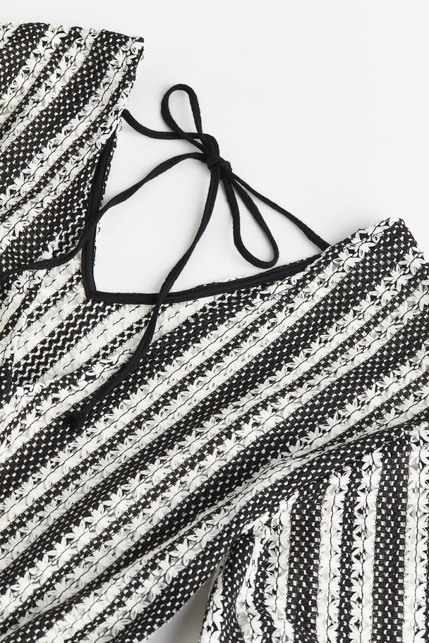 H&M Jacquard-knit Dress Black/striped