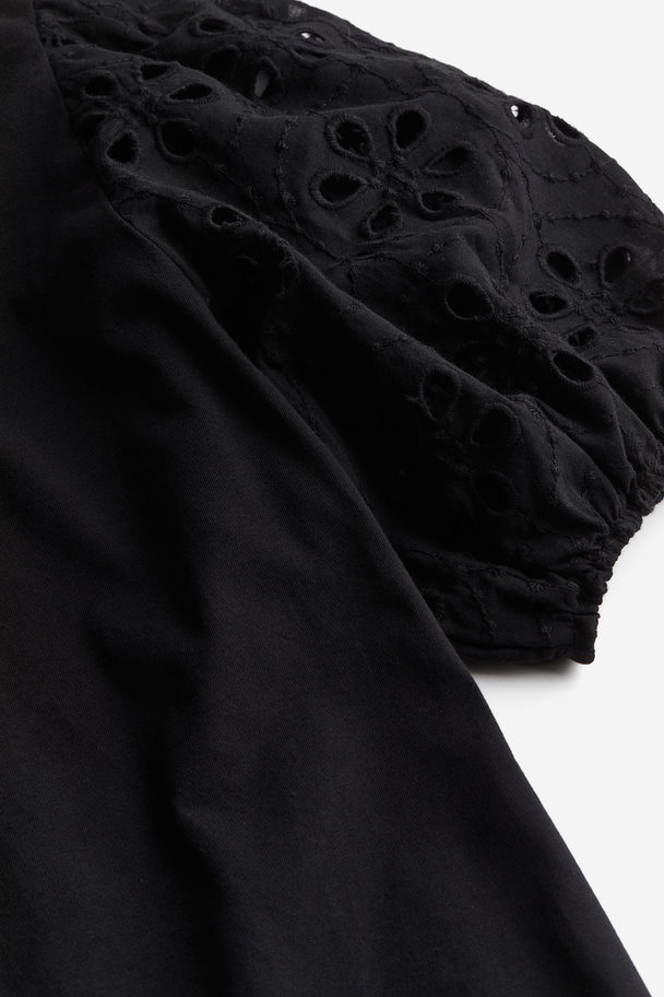 H&M Shirt mit Broderie Anglaise Schwarz