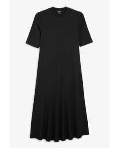 Short Sleeve Midi Dress Black Magic