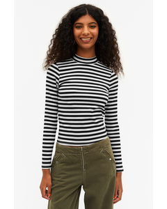 Long-sleeved Low Turtleneck Top Black & White Stripes