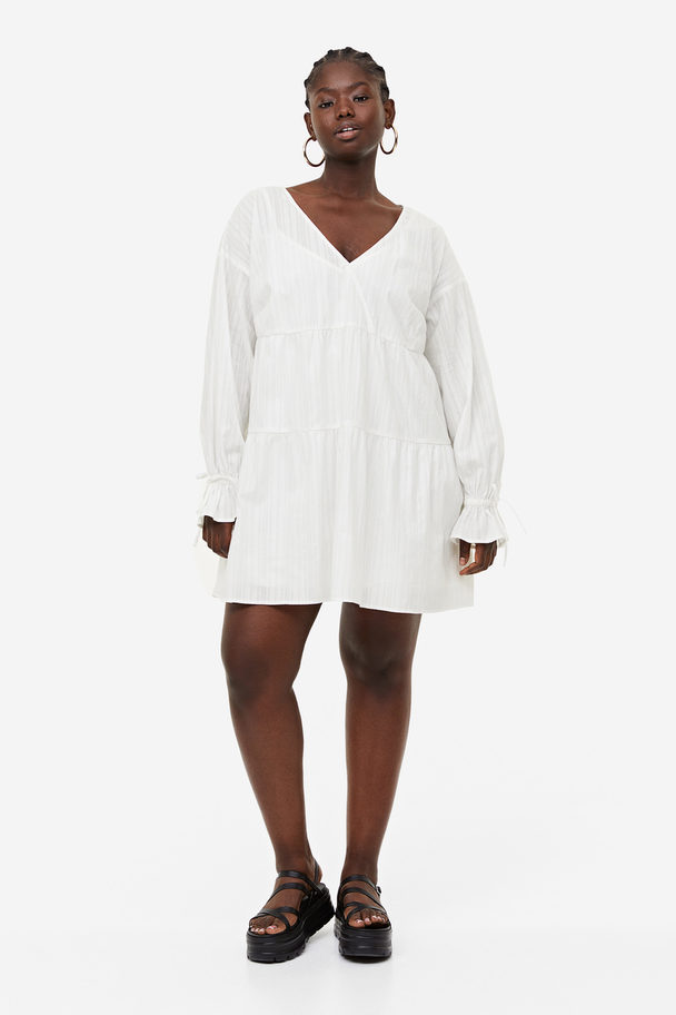 H&M H&M+ Tunikakleid mit Kordelzugdetail Weiß