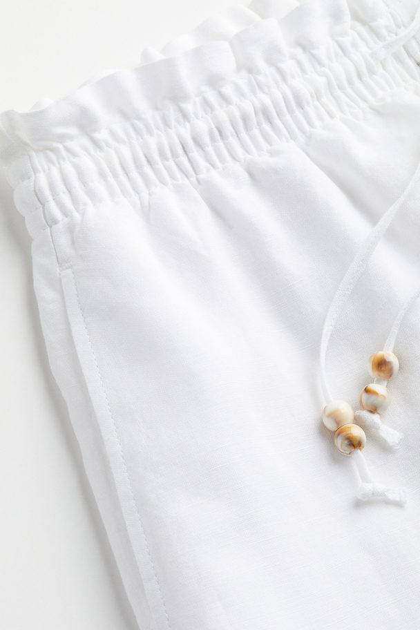 H&M Paperbag-Shorts aus Leinenmix Weiß
