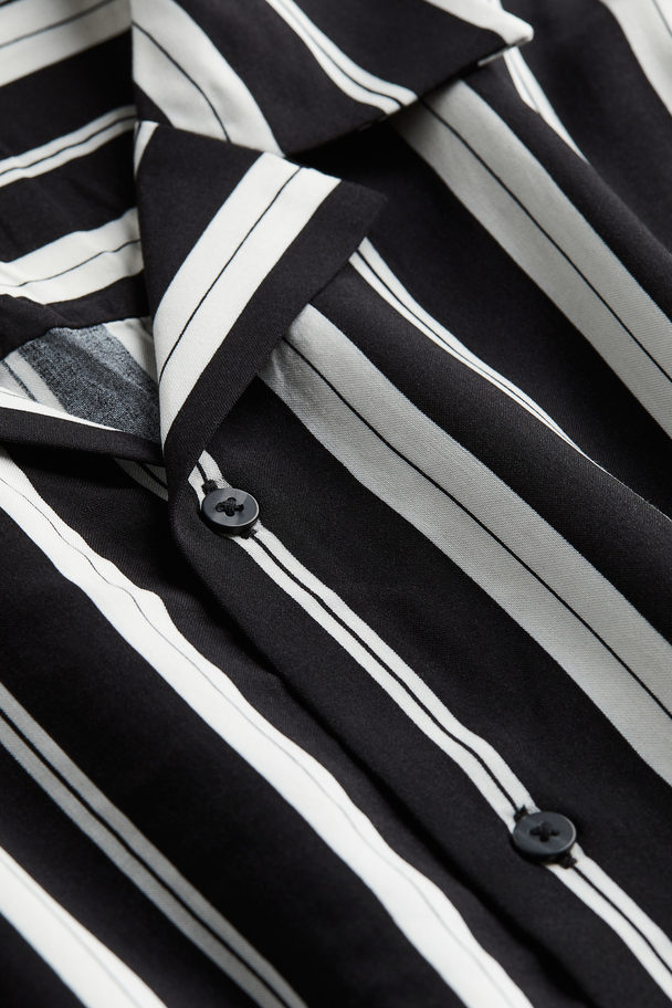 H&M Mønstret Resortskjorte Sort/hvit Stripet