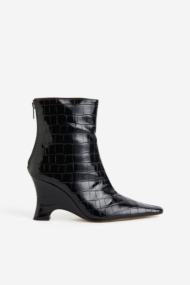 H&M Pointed Heeled Boots Black