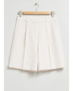 Tailored Pleated Knee-length Shorts White