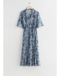 Floaty Pleated Midi Dress Blue Print