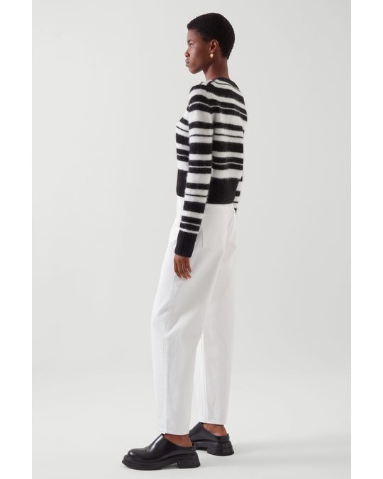 COS Cropped Jumper Black / White