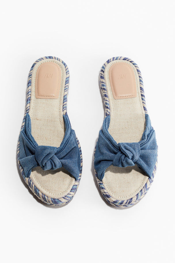 H&M Pantoletten-Espadrilles mit Twistdetail Denimblau