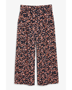 Wide Cropped Trousers Brush Strokes