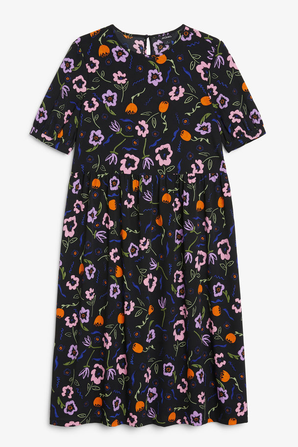 Monki Smock-kjole Med Blomsterprint Blomsterkonfetti