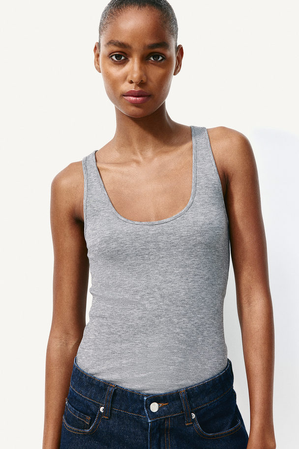 H&M Ribbad Tanktop Gråmelerad