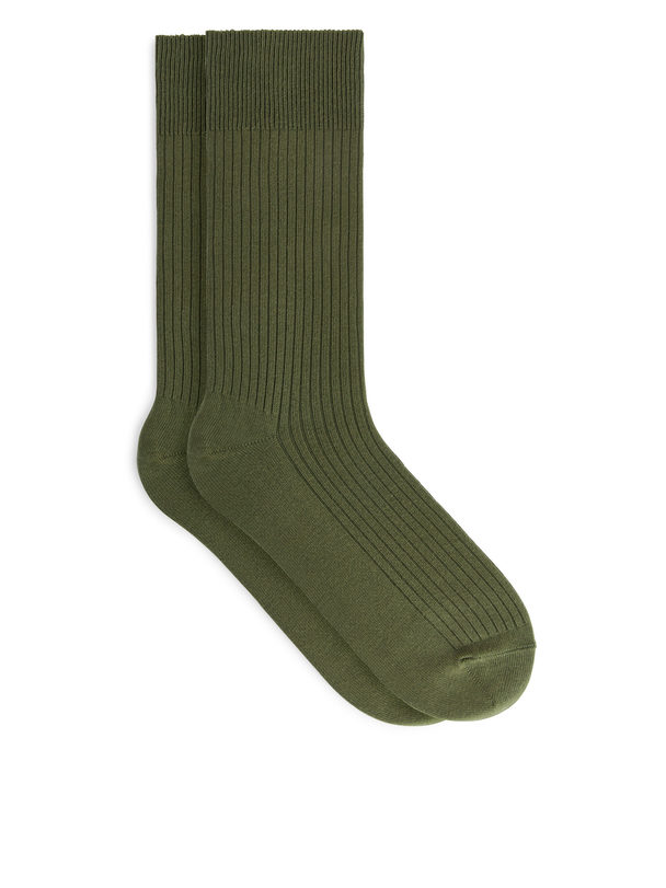 ARKET Gerippte Socken aus Supima-Baumwolle Khaki