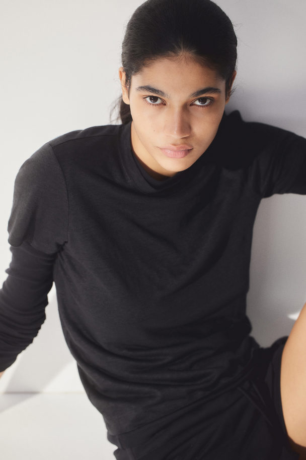 H&M Linen T-shirt Black