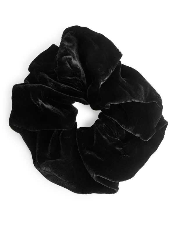 Arket Large Velvet Scrunchie Black