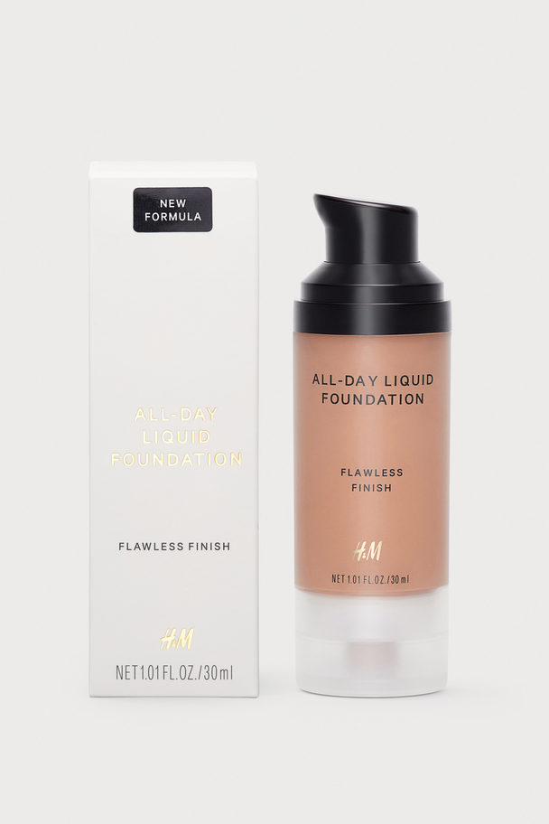 H&M All-Day Flüssige Foundation Chestnut