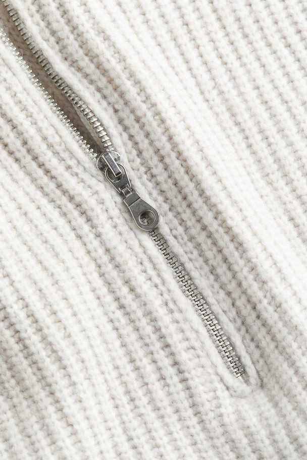 H&M Pullover mit Kurzreißveschluss und Kragen Hellgrau