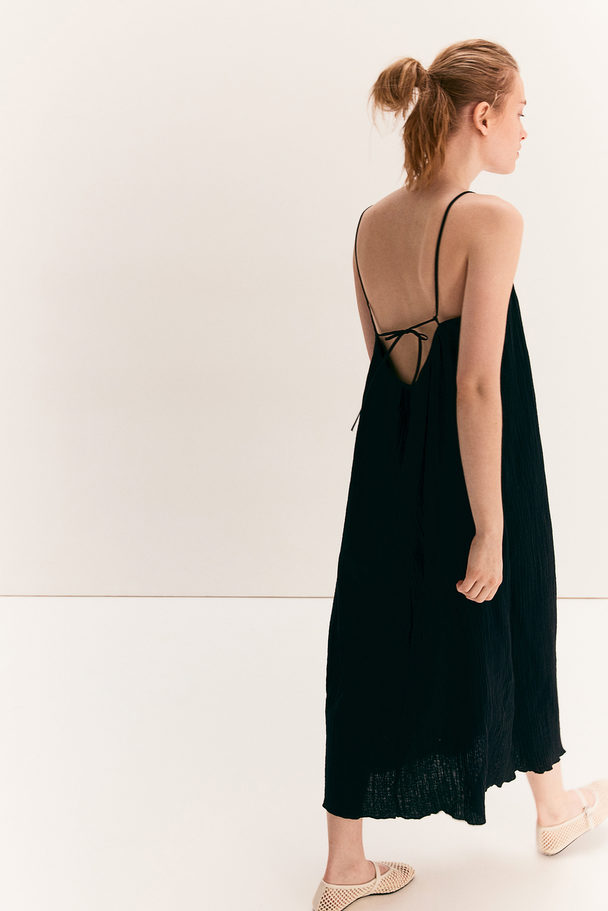 H&M Überwurfkleid mit Bindedetail Schwarz