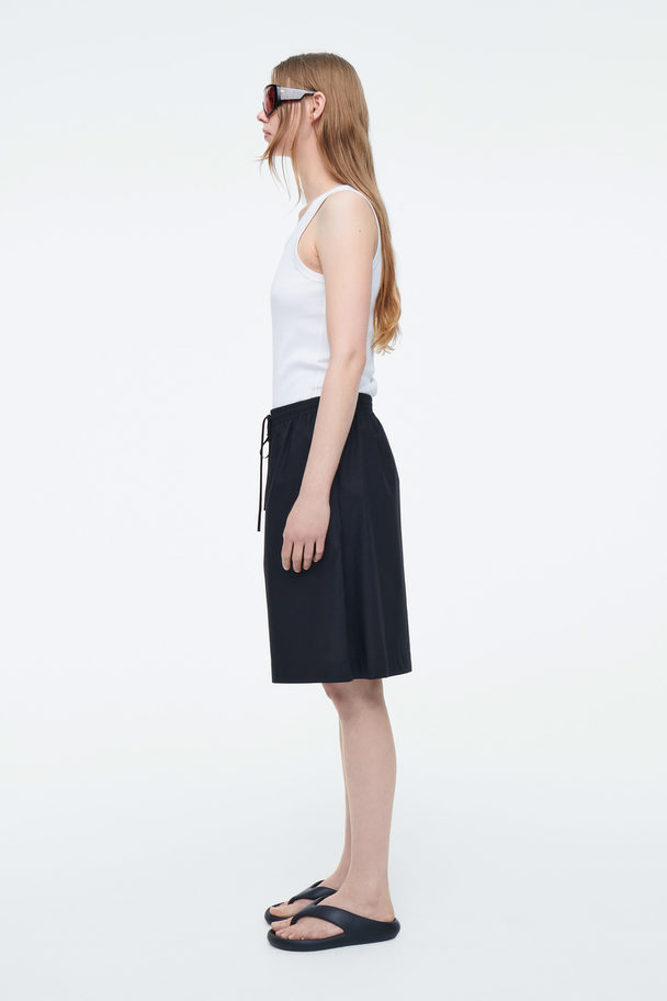 COS SHORTS AUS BAUMWOLLE MIT KORDELZUG NAVYBLAU