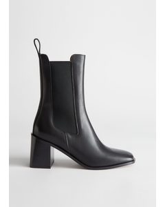 Chelsea-Boots aus Leder mit Absatz Schwarz