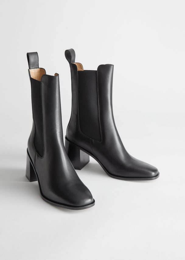 & Other Stories Chelsea-Boots aus Leder mit Absatz Schwarz