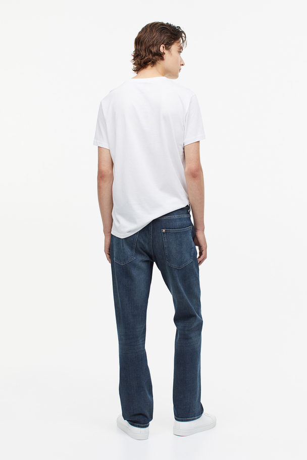 H&M Xfit® Straight Regular Jeans Blau