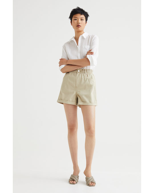 H&M Shorts High Waist Light Green-beige