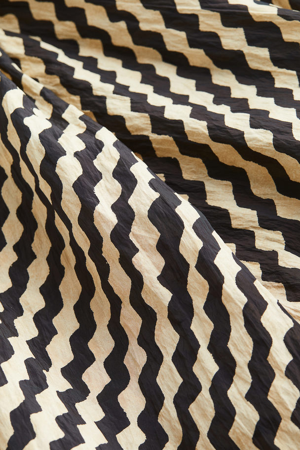 H&M Textured-weave Knot-detail Dress Black/patterned