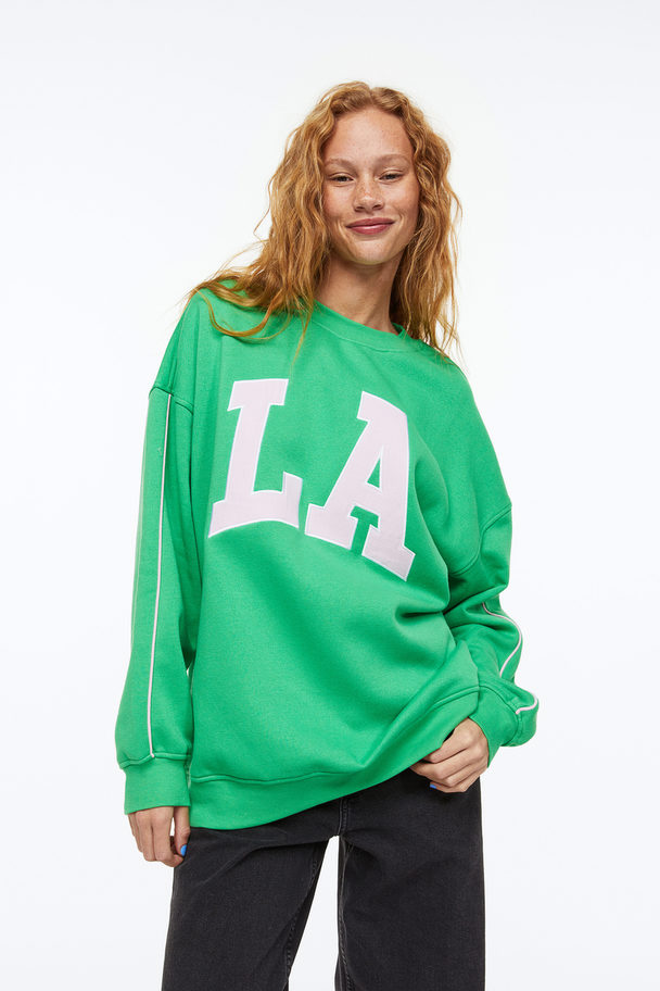 H&M Oversized Motif-detail Sweatshirt Green/la