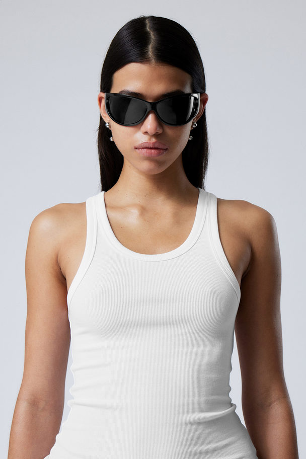 Weekday Strike Sunglasses Black