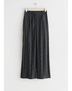 Wide Crinkled Trousers Black