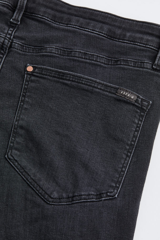 H&M H&amp;M+ Shaping Regular Jeans Schwarz