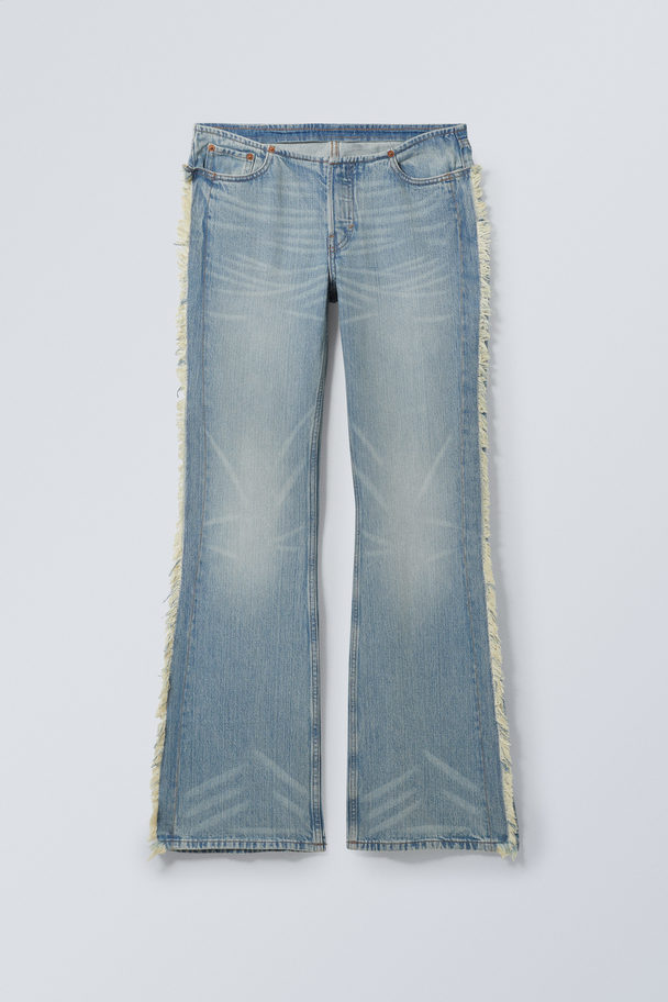 Weekday Nova Slim Bootcut Frayed Jeans Aeon Blue