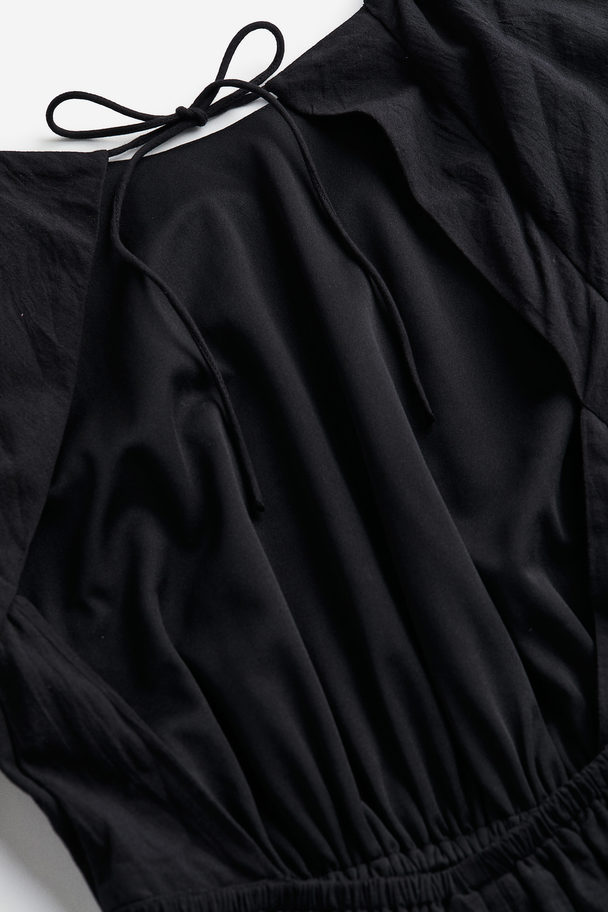 H&M Rückenfreies Kleid mit Ballonärmeln Schwarz