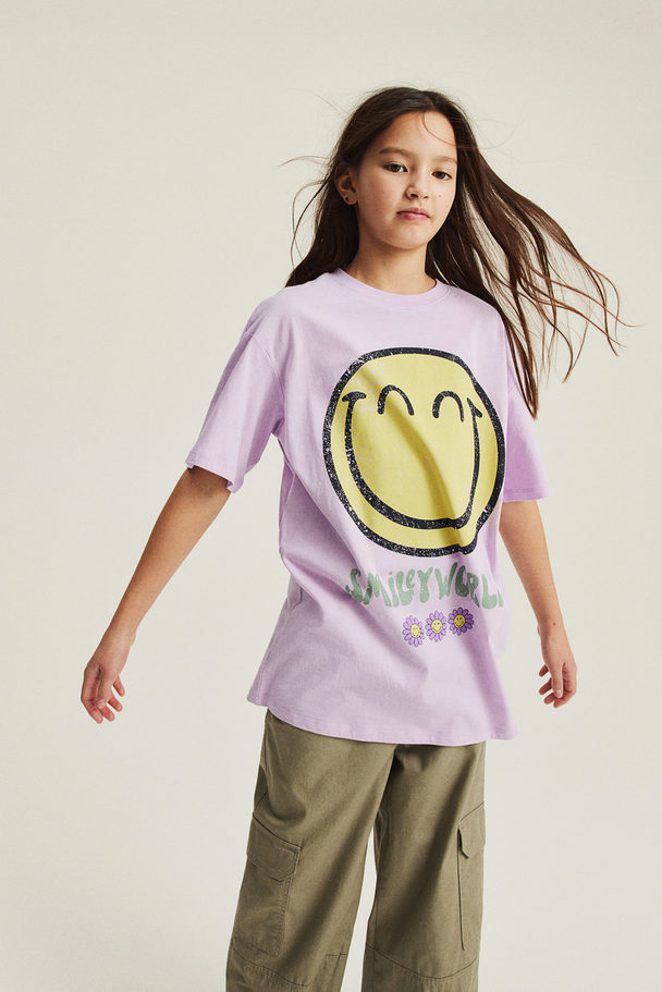 H&M Oversized T-shirt Med Tryk Syrenlilla/smileyworld®