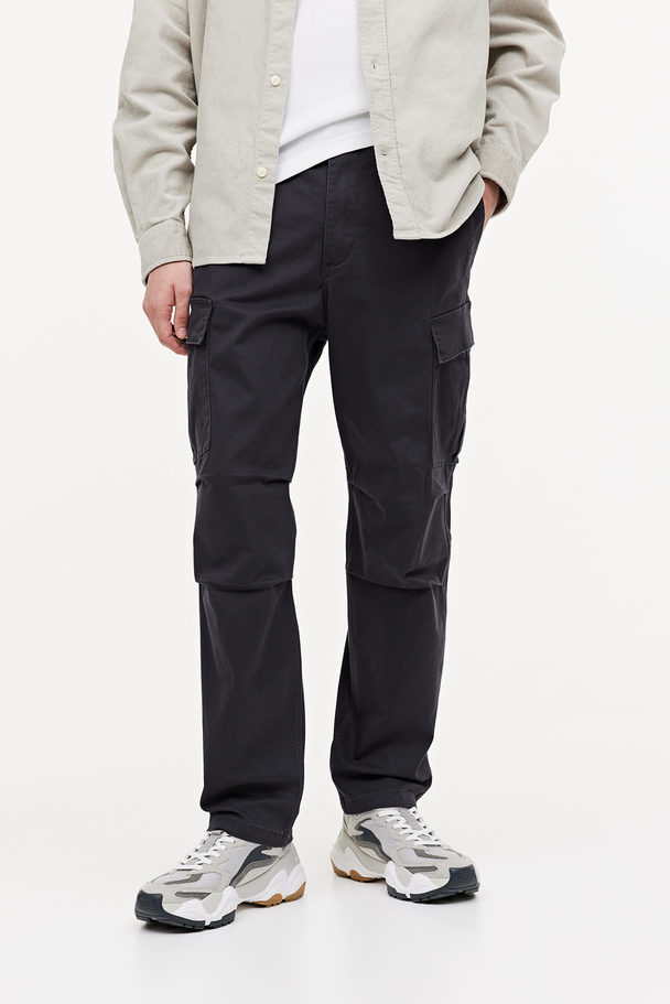 H&M Cargohose in Regular Fit Dunkelgrau