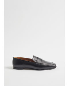 Classic Slim Leather Loafers Black